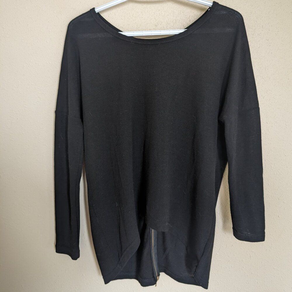 Lulus Long Sleeve High-Low Zip Back Top, Color Black, Size Medium